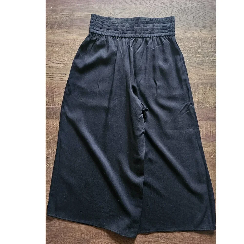 Aritzia Sunday Best Wide Leg Flowy Crop Pants, S, Black - Picture 2 of 9